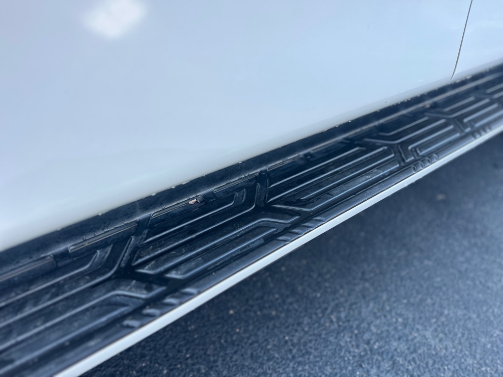 Photo 14 of this INFINITI QX80