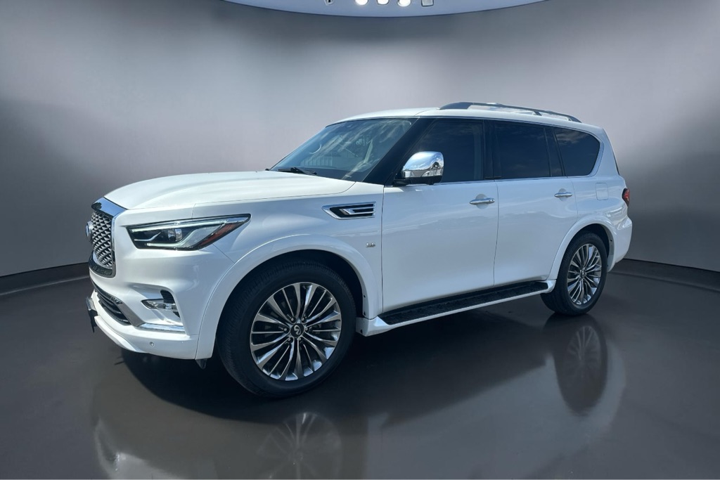 Photo 4 of this INFINITI QX80