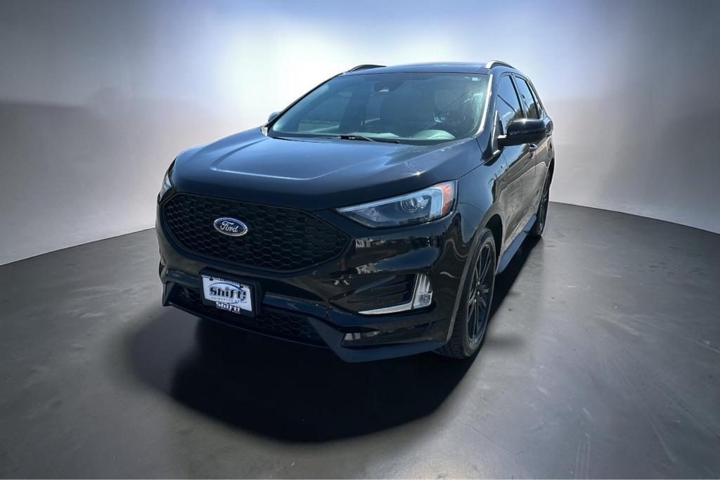 Photo 11 of this FORD EDGE