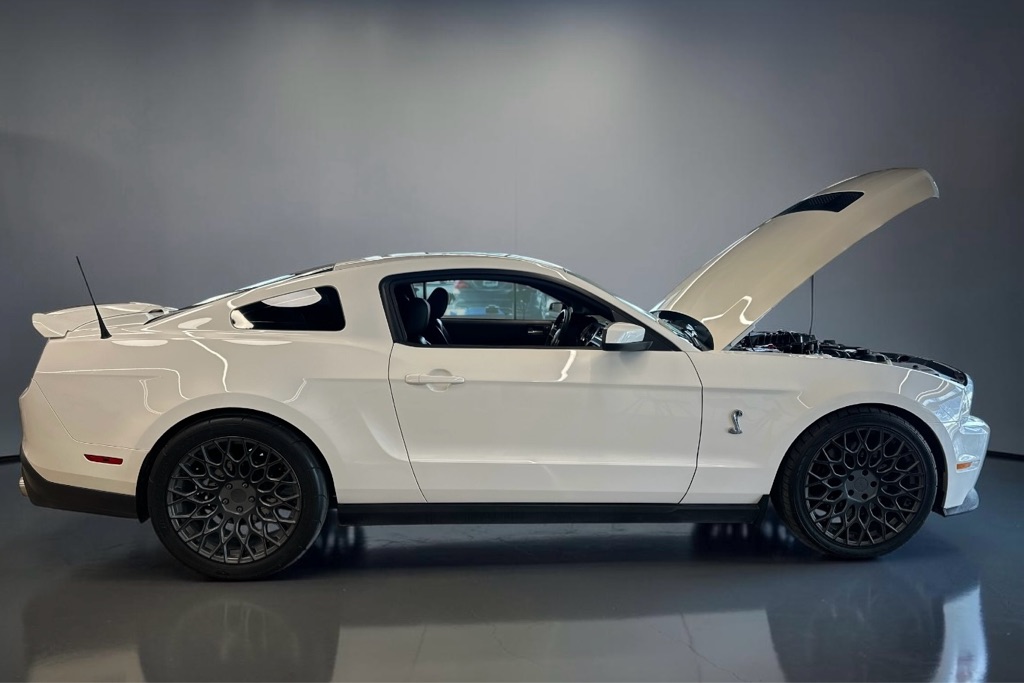 Photo 13 of this FORD MUSTANG