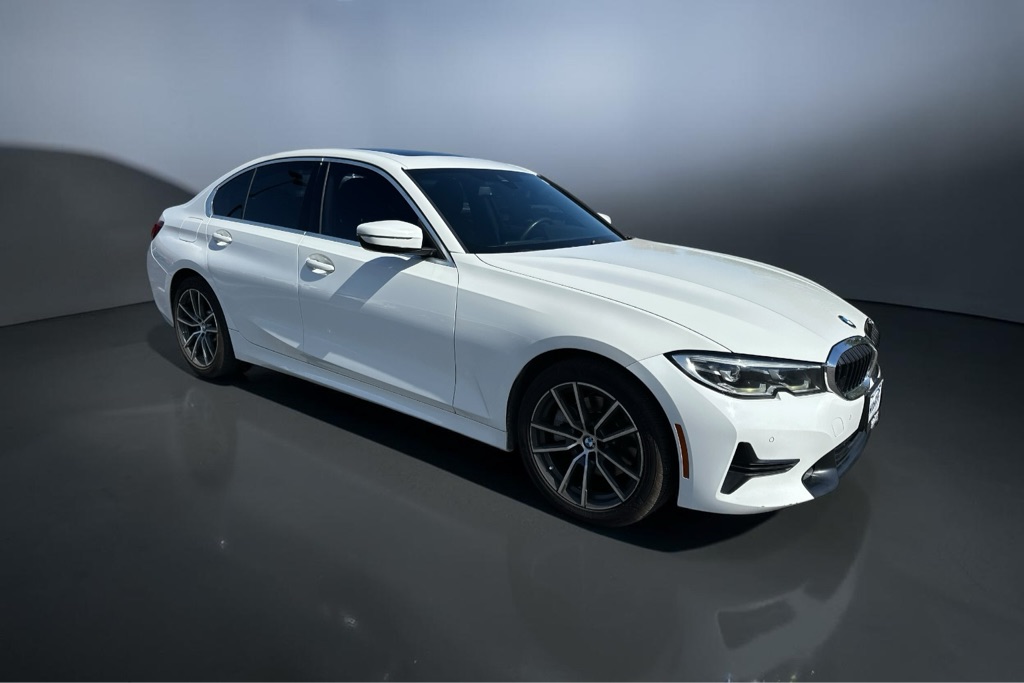 Photo 4 of this BMW 330I
