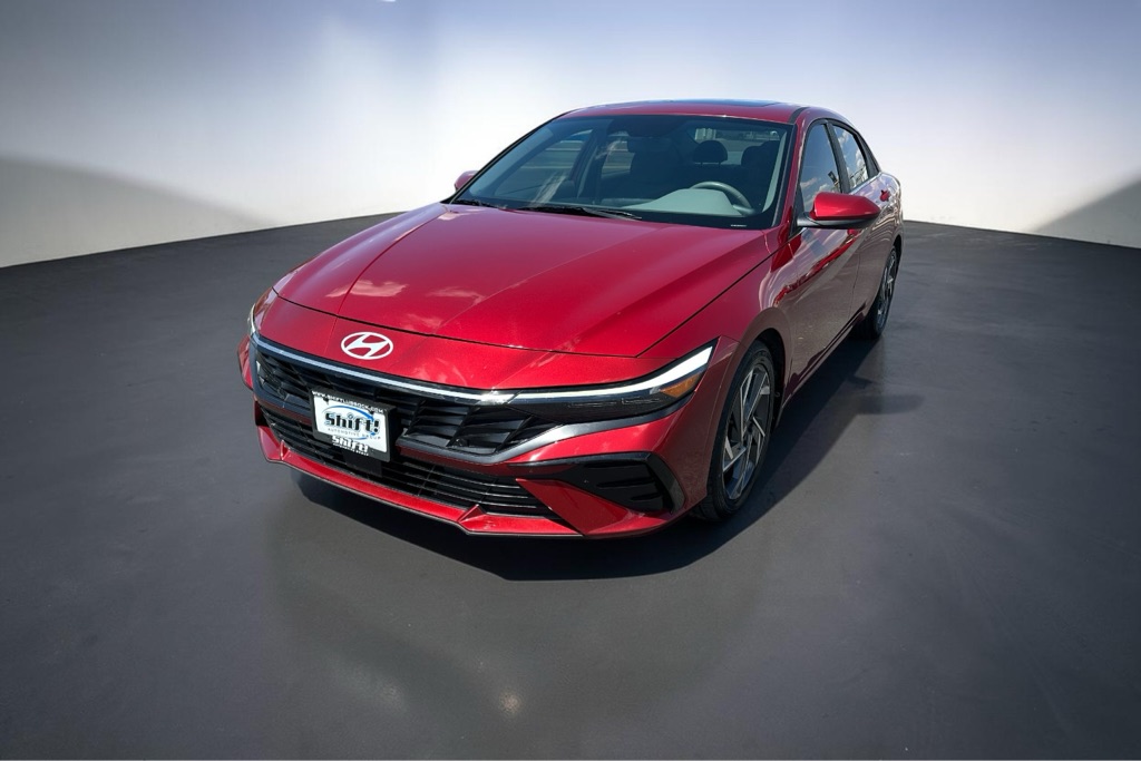 Photo 3 of this HYUNDAI ELANTRA