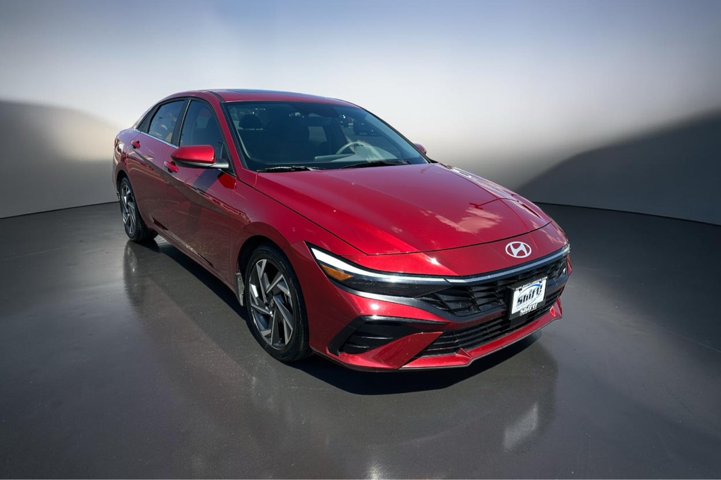 2024 HYUNDAI ELANTRA