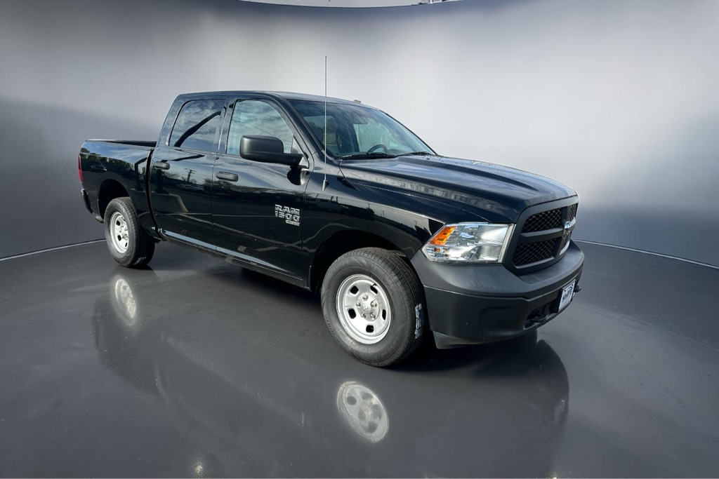 Photo 12 of this RAM 1500 CLASSIC