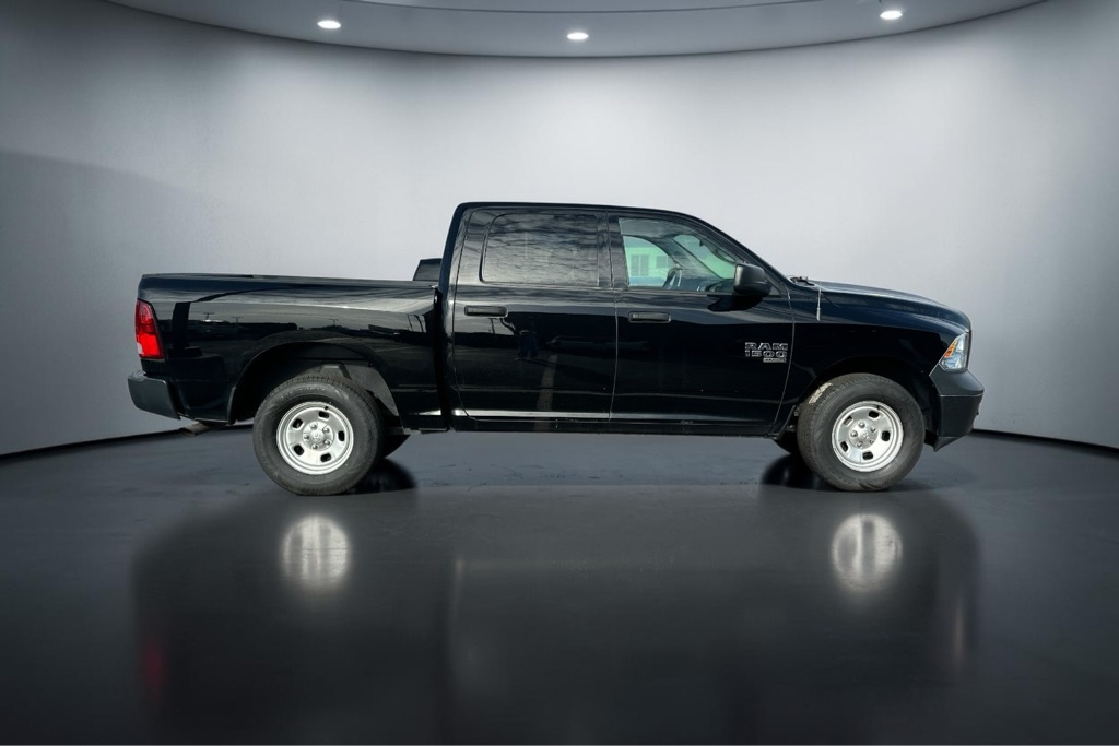Photo 11 of this RAM 1500 CLASSIC