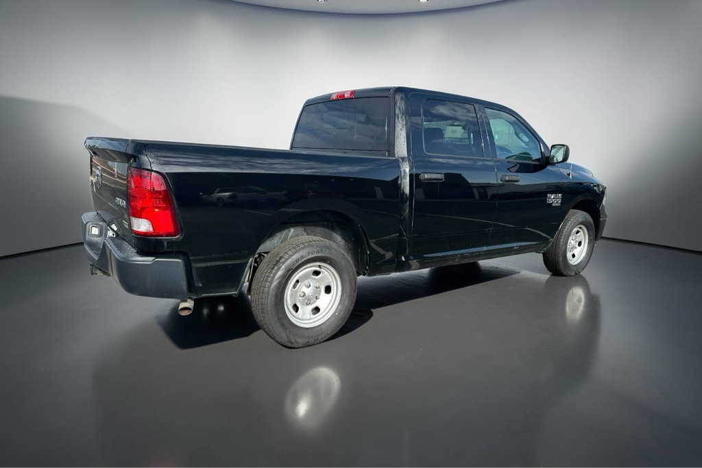 Photo 10 of this RAM 1500 CLASSIC