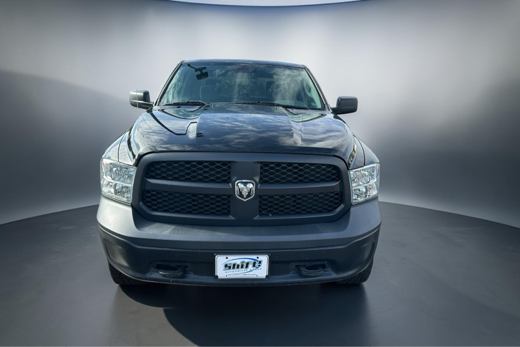 Photo 2 of this RAM 1500 CLASSIC