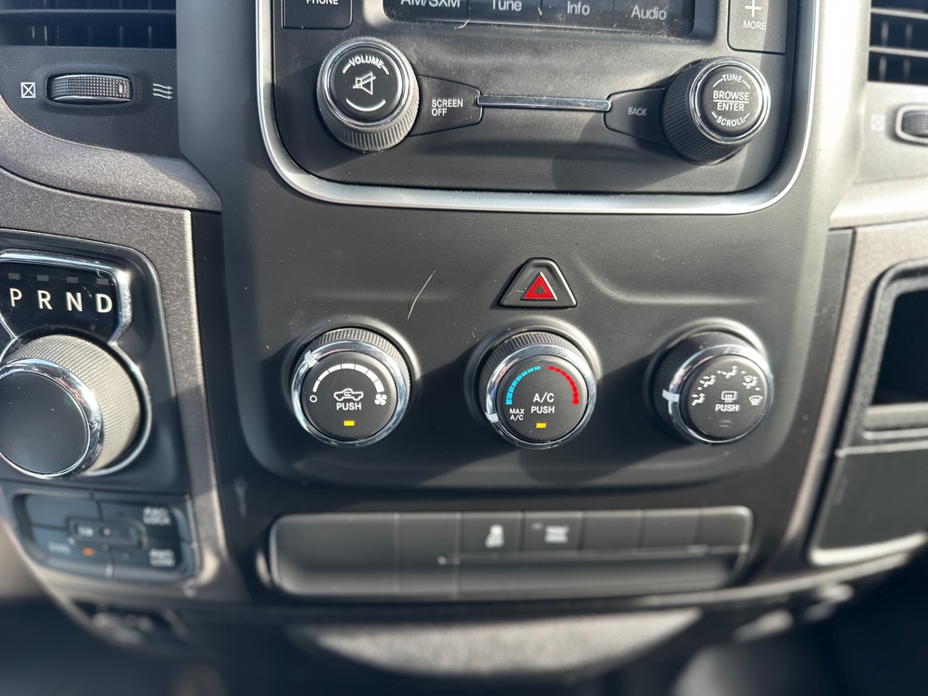 Photo 22 of this RAM 1500 CLASSIC
