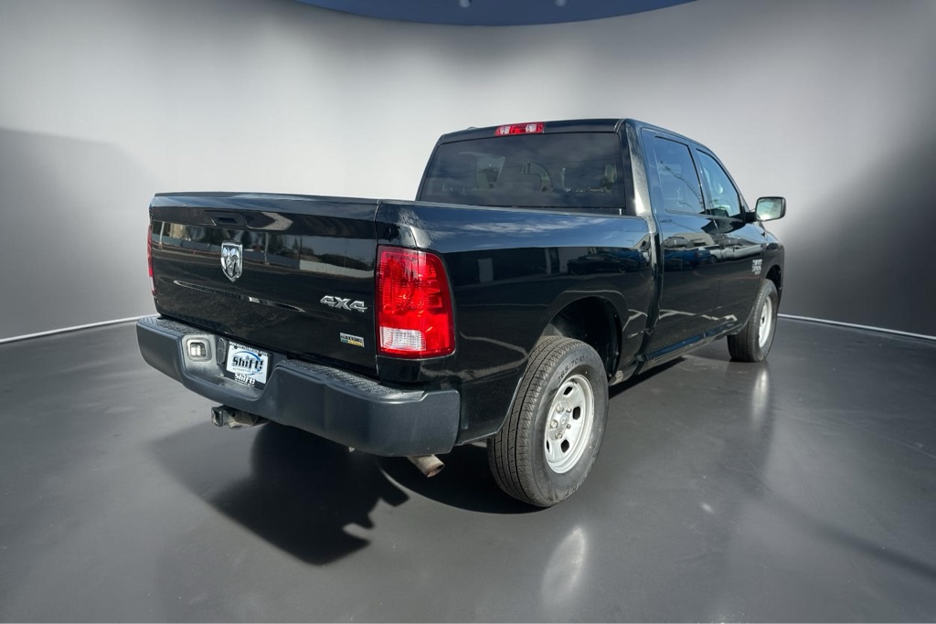 Photo 9 of this RAM 1500 CLASSIC