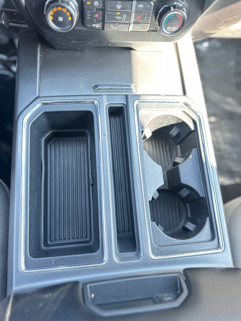 Photo 28 of this FORD F150