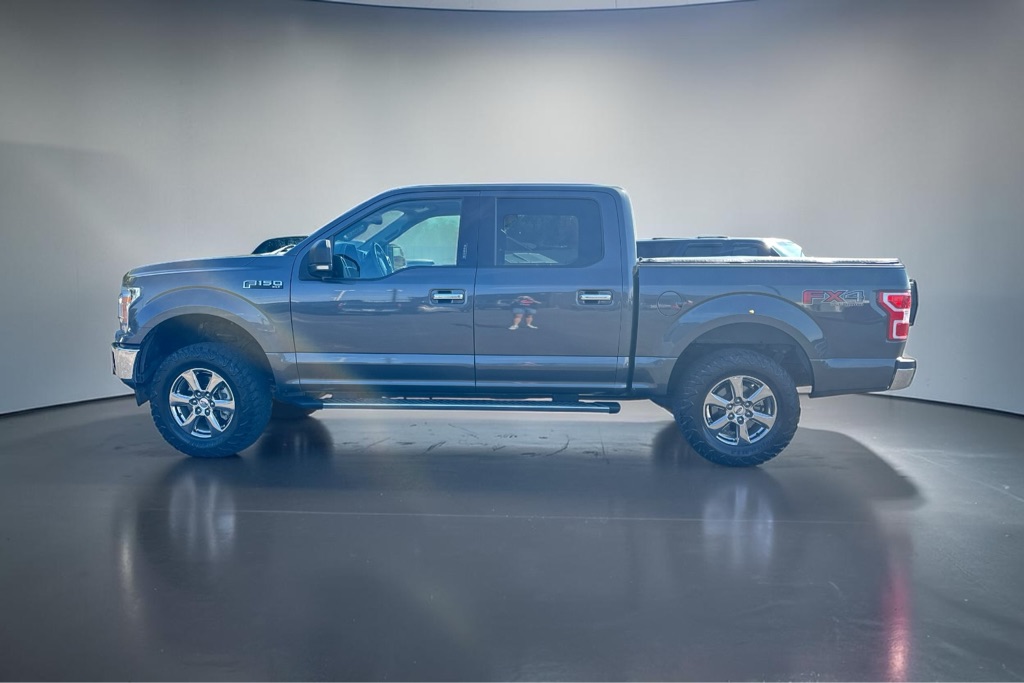 Photo 5 of this FORD F150