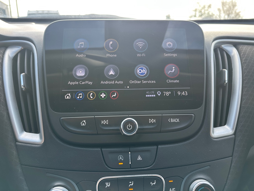 Photo 18 of this CHEVROLET MALIBU