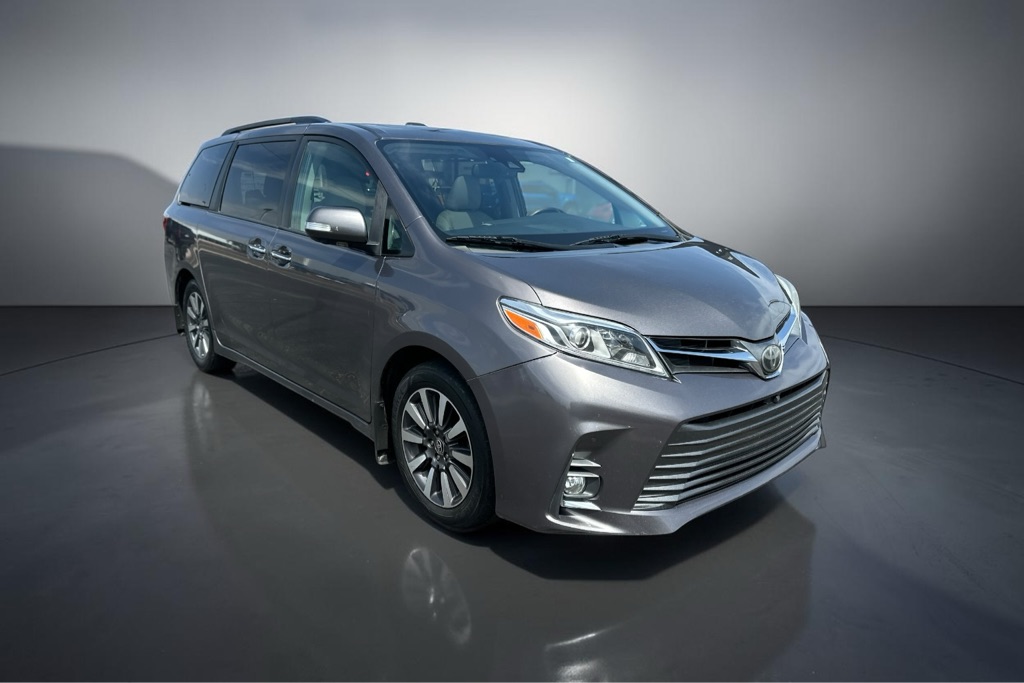 2020 TOYOTA SIENNA