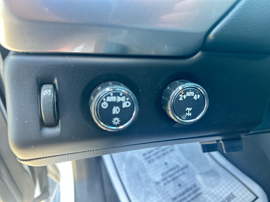 Photo 17 of this CHEVROLET TAHOE