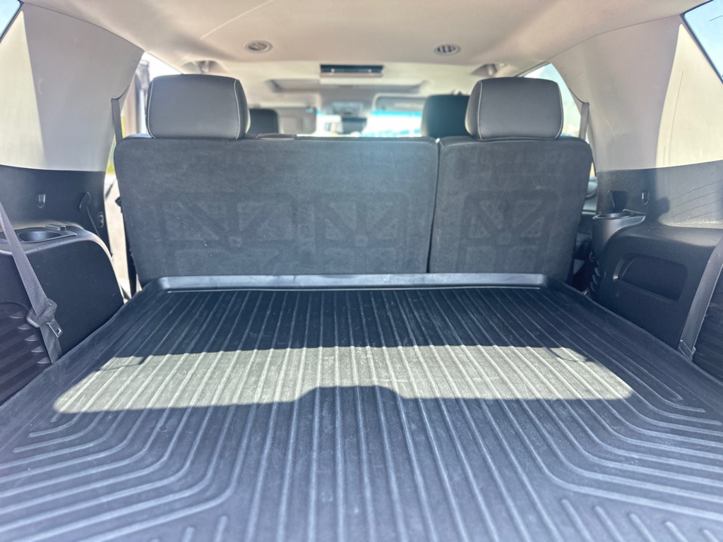 Photo 30 of this CHEVROLET TAHOE