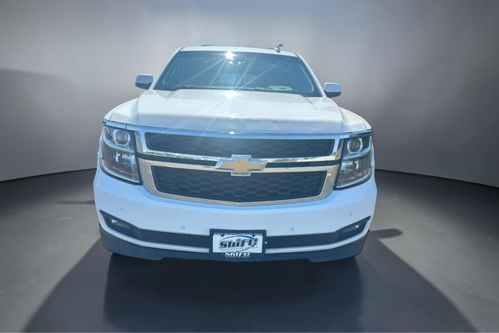 Photo 2 of this CHEVROLET TAHOE