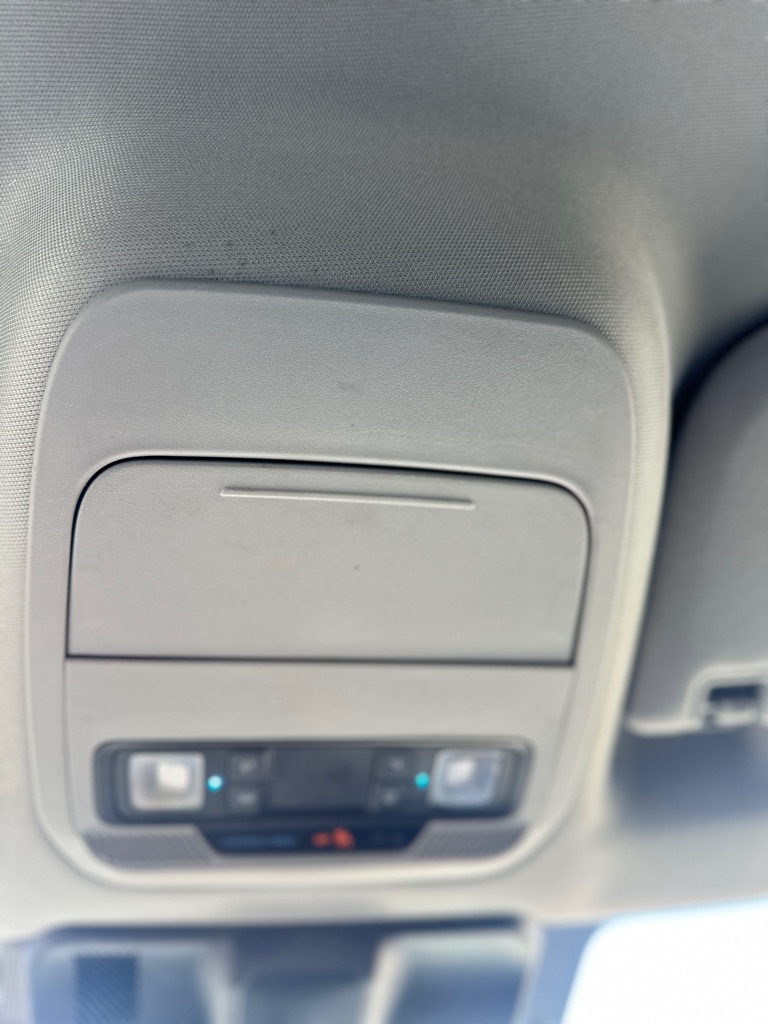 Photo 29 of this FORD F150