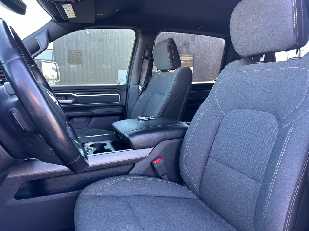 Photo 18 of this RAM 1500