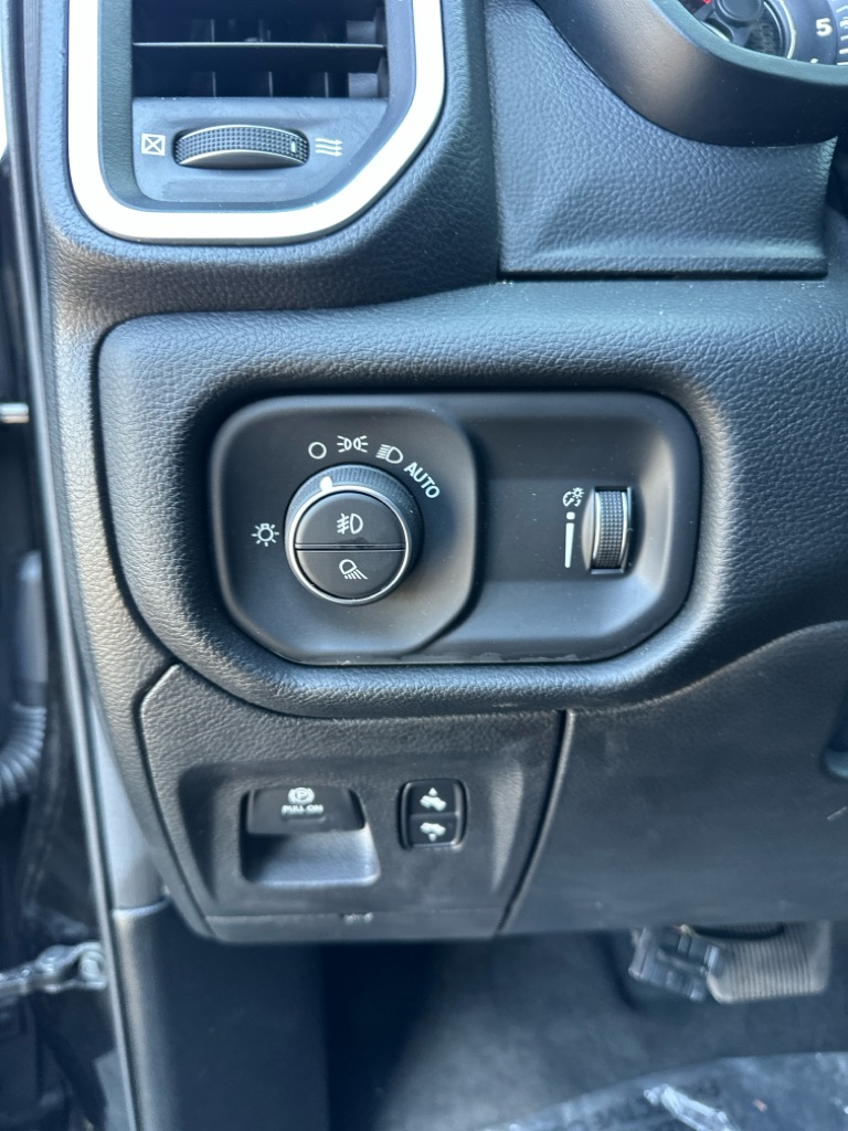 Photo 16 of this RAM 1500