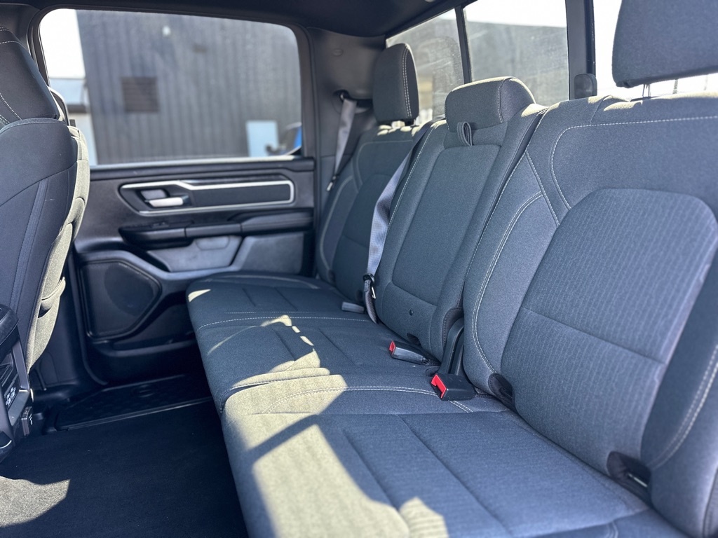 Photo 28 of this RAM 1500
