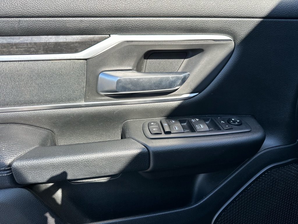 Photo 14 of this RAM 1500