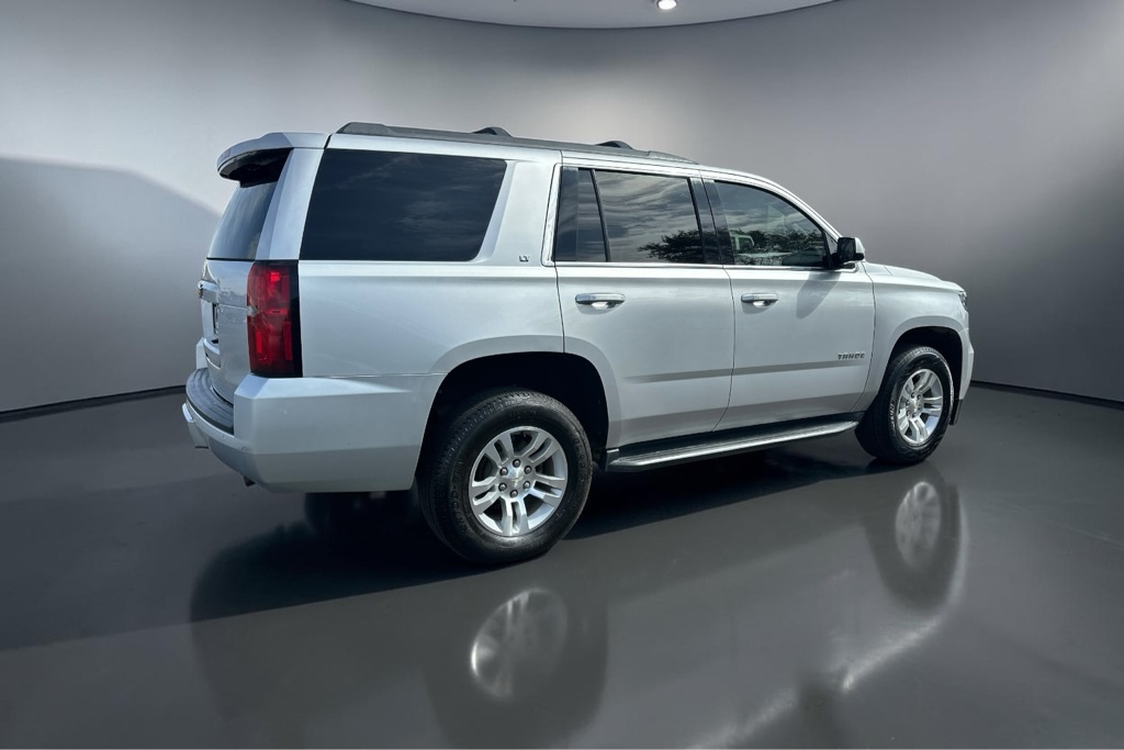 Photo 10 of this CHEVROLET TAHOE