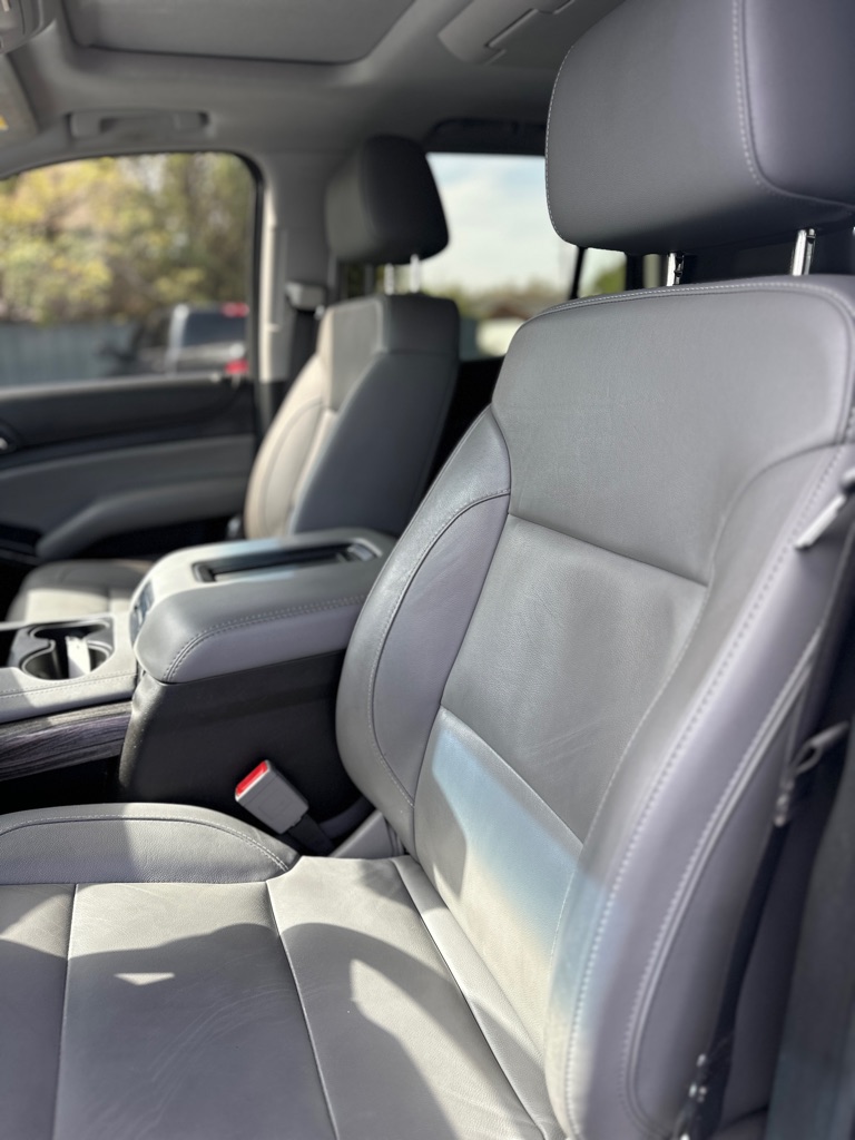 Photo 18 of this CHEVROLET TAHOE