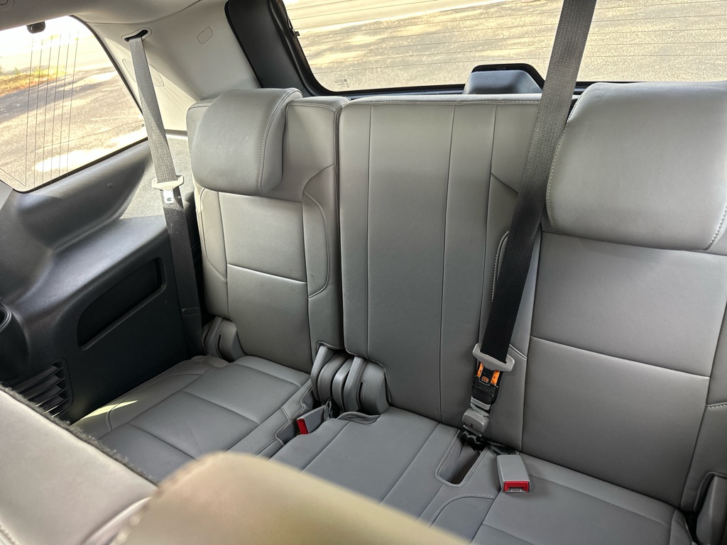 Photo 31 of this CHEVROLET TAHOE
