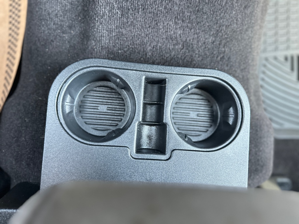 Photo 28 of this FORD F150