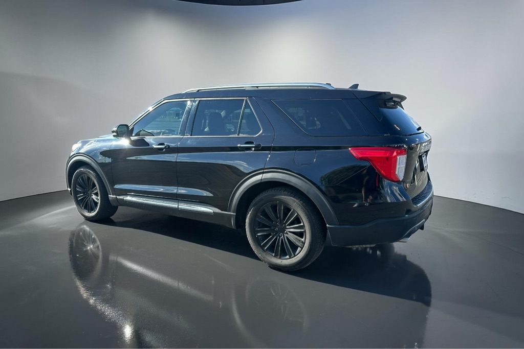 Photo 6 of this FORD EXPLORER
