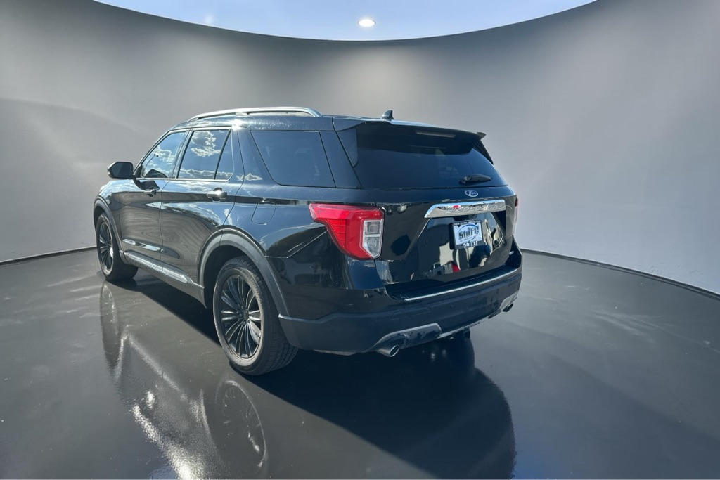 Photo 7 of this FORD EXPLORER