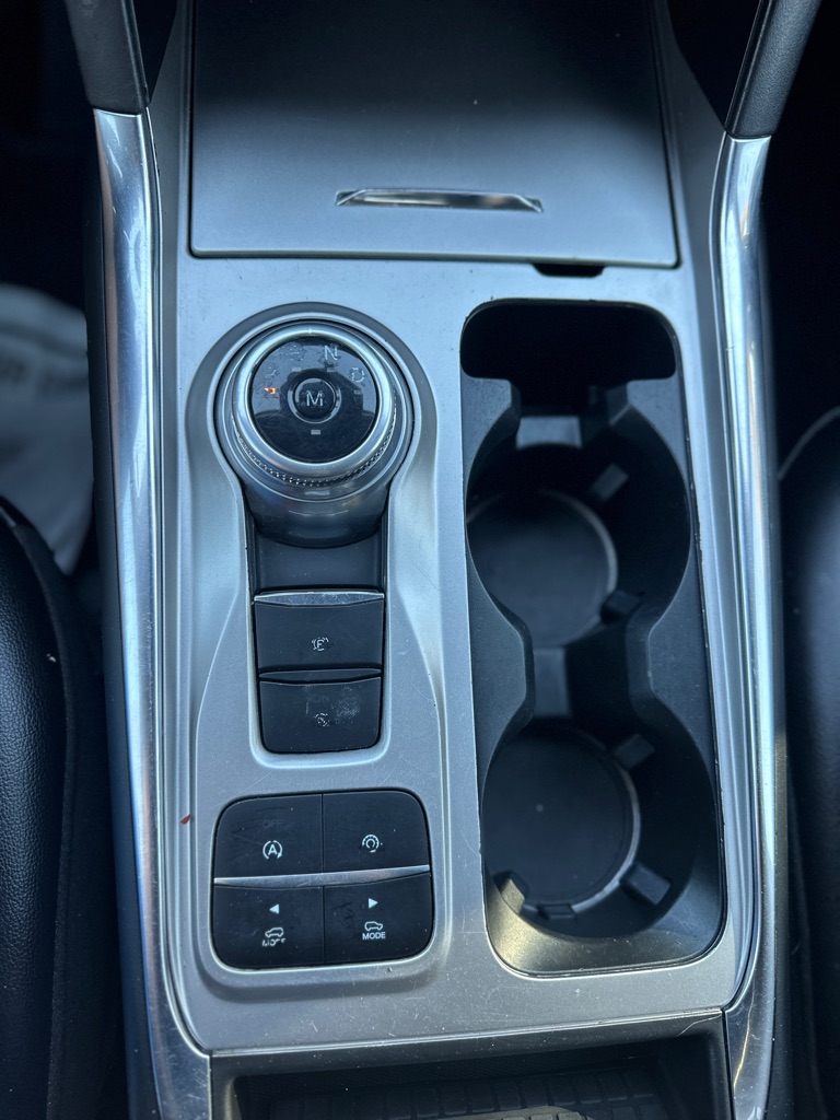 Photo 23 of this FORD EXPLORER