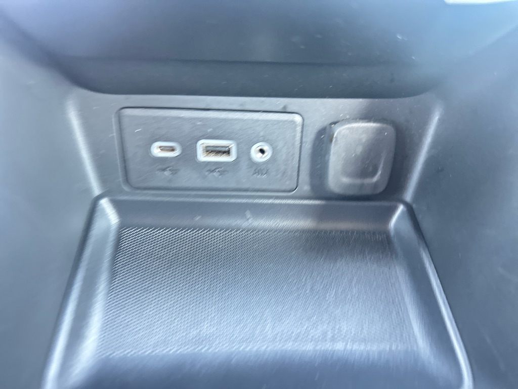 Photo 24 of this GMC TERRAIN