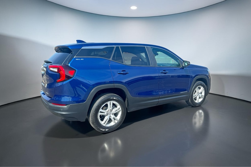Photo 6 of this GMC TERRAIN
