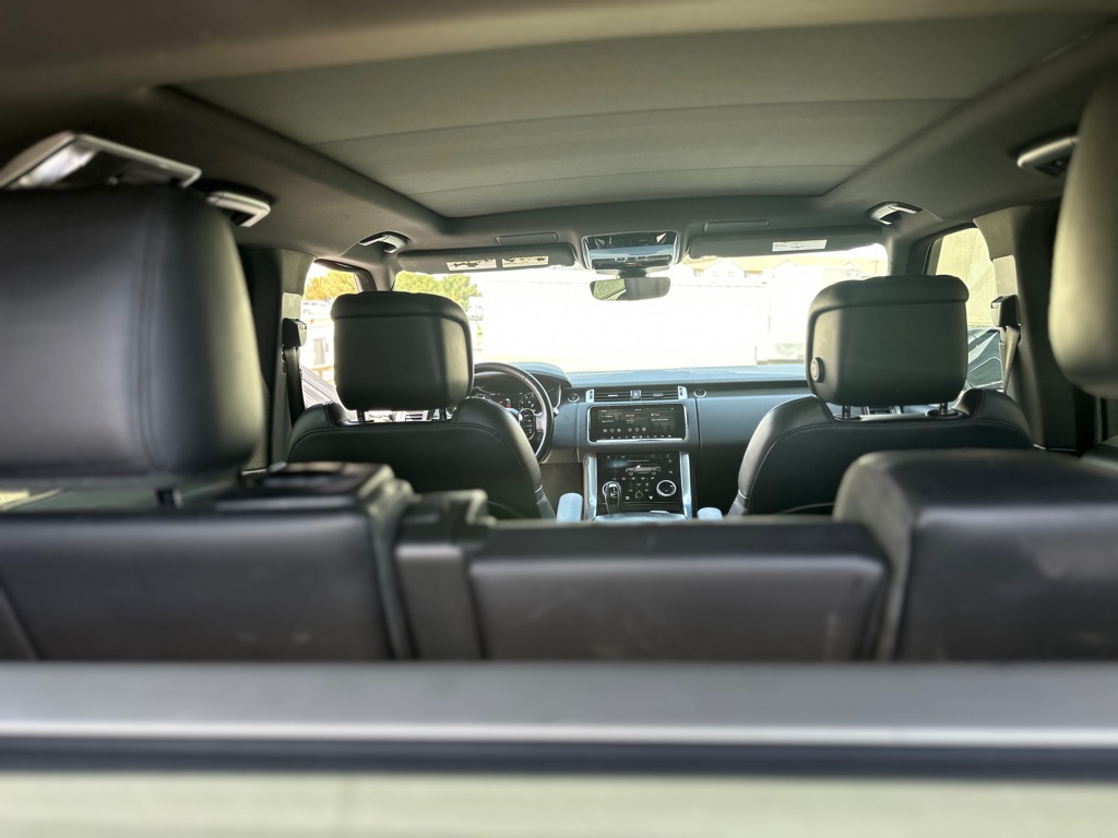 Photo 34 of this LAND ROVER RANGE ROVER SPO