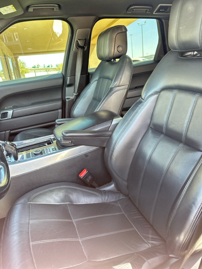 Photo 28 of this LAND ROVER RANGE ROVER SPO