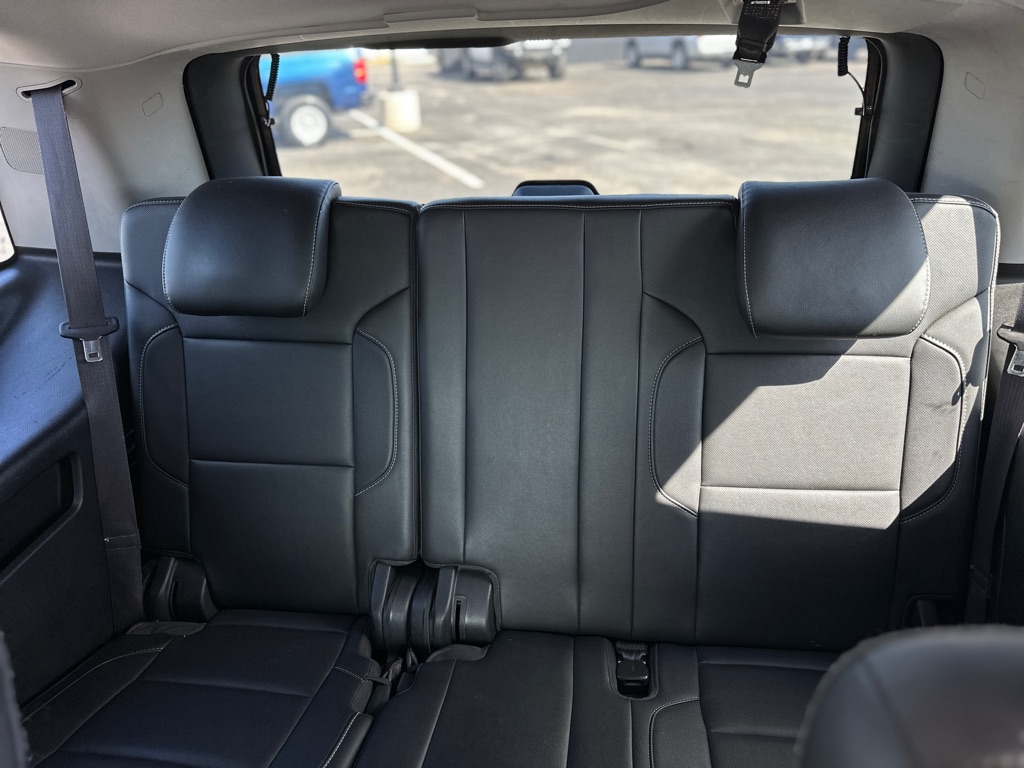 Photo 34 of this CHEVROLET TAHOE