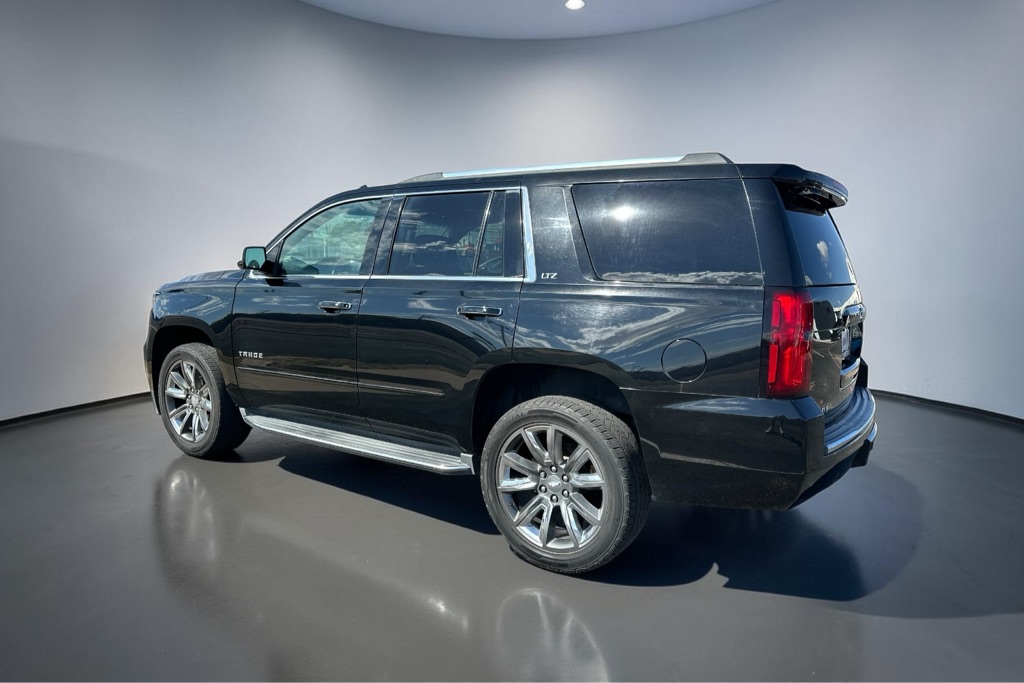 Photo 6 of this CHEVROLET TAHOE