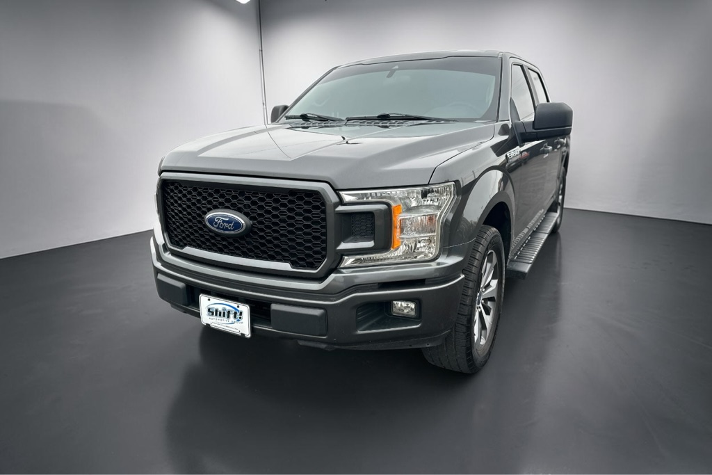 Photo 3 of this FORD F150