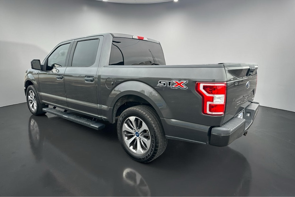 Photo 6 of this FORD F150