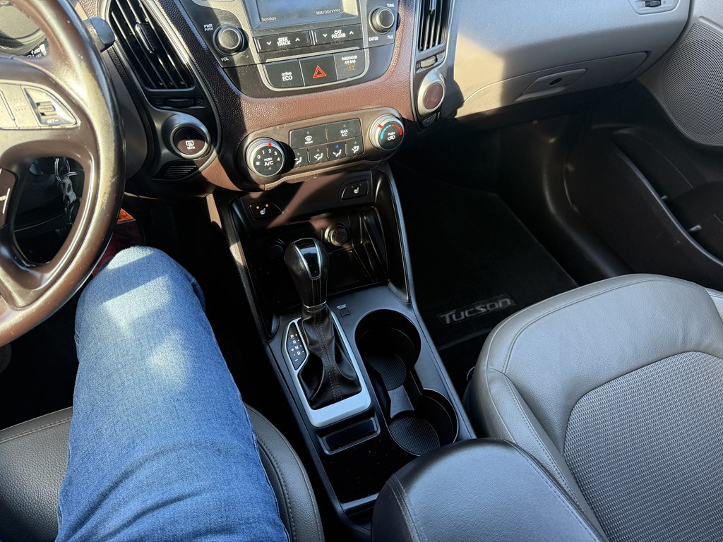 2015 Hyundai Tucson SE - Photo 21