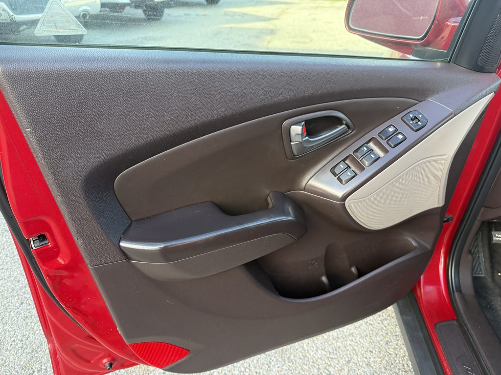 2015 Hyundai Tucson SE - Photo 12
