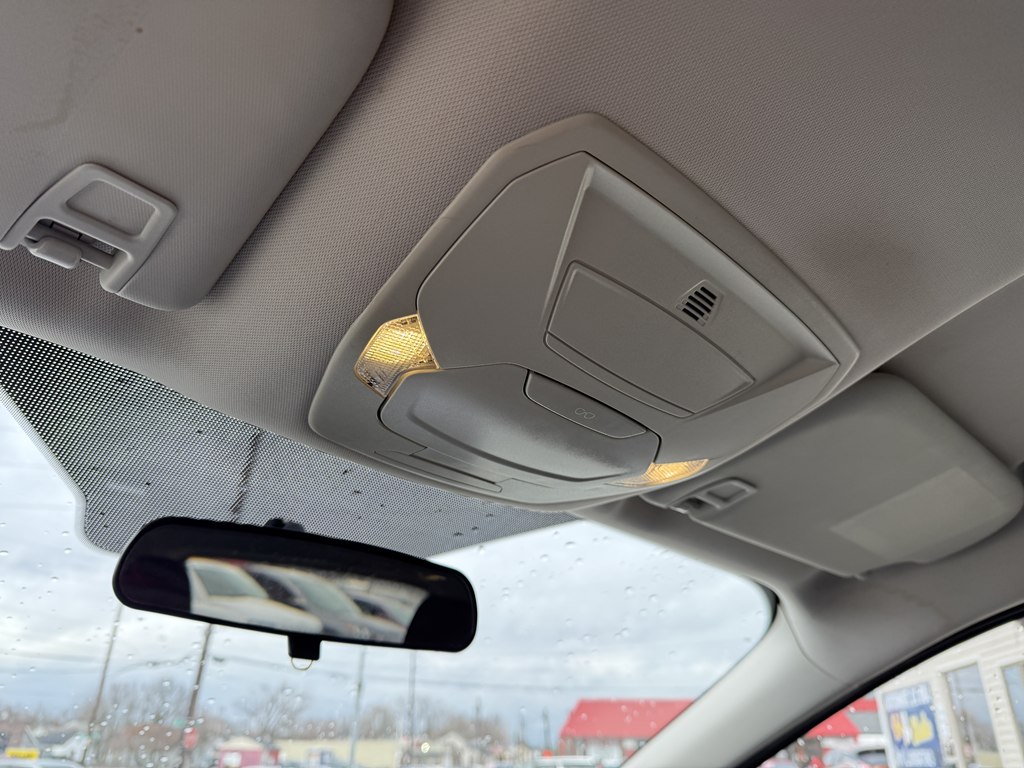 Photo 21 of this FORD ESCAPE