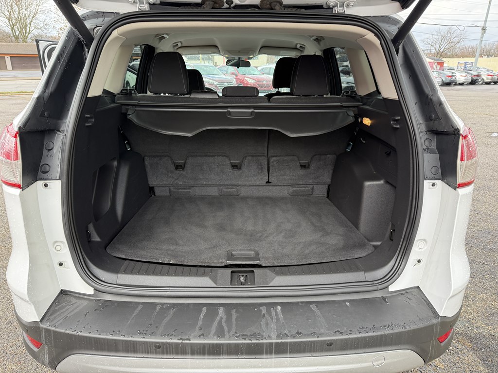 Photo 23 of this FORD ESCAPE