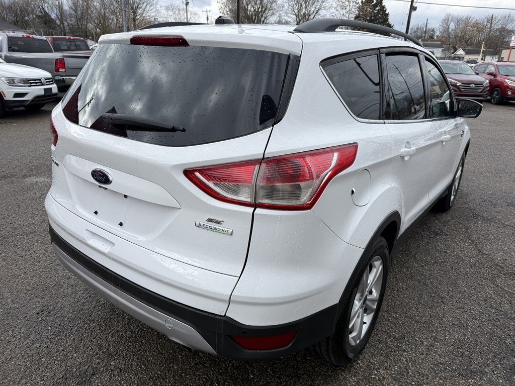Photo 5 of this FORD ESCAPE