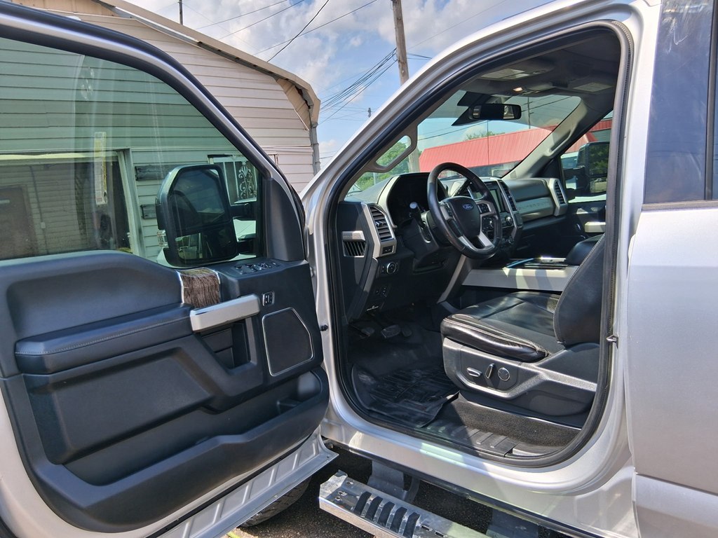 2017 Ford F-250 Super Duty Lariat - Photo 8