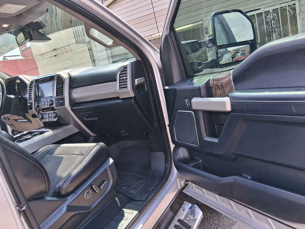 2017 Ford F-250 Super Duty Lariat - Photo 10