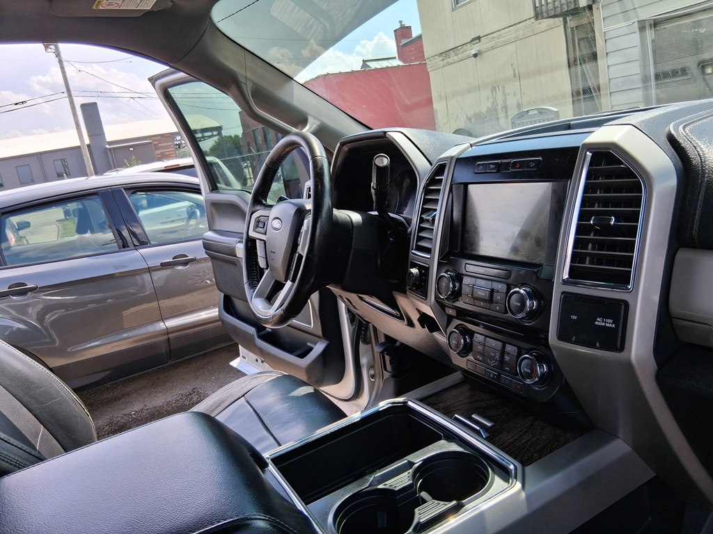 2017 Ford F-250 Super Duty Lariat - Photo 18
