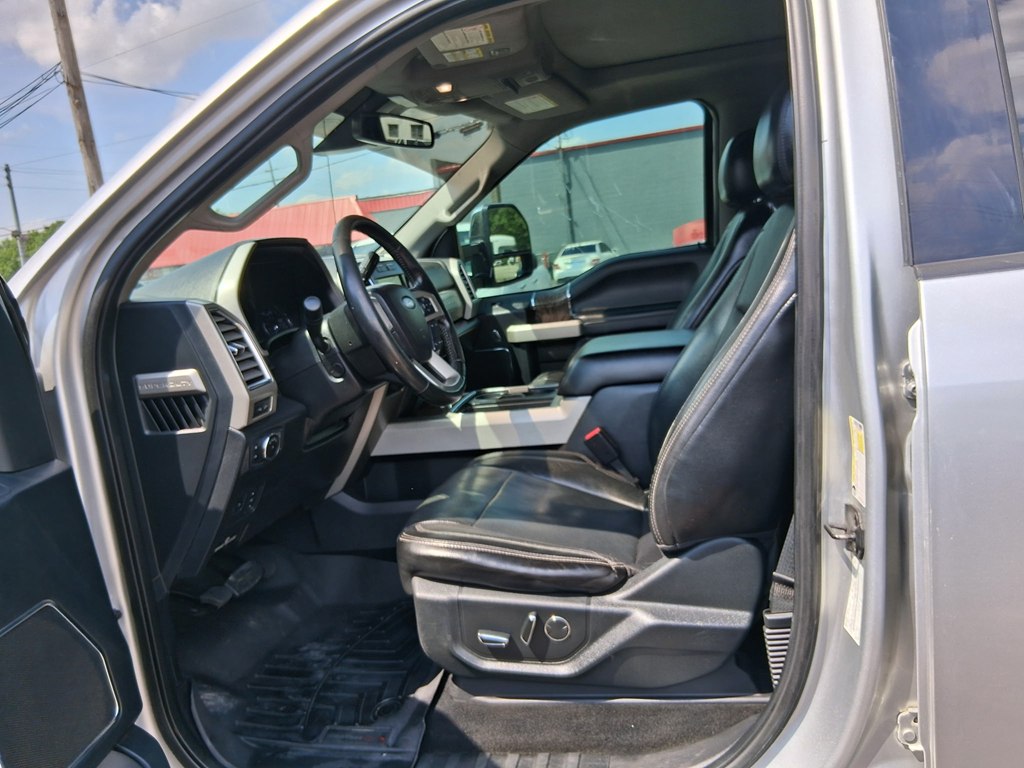 2017 Ford F-250 Super Duty Lariat - Photo 12