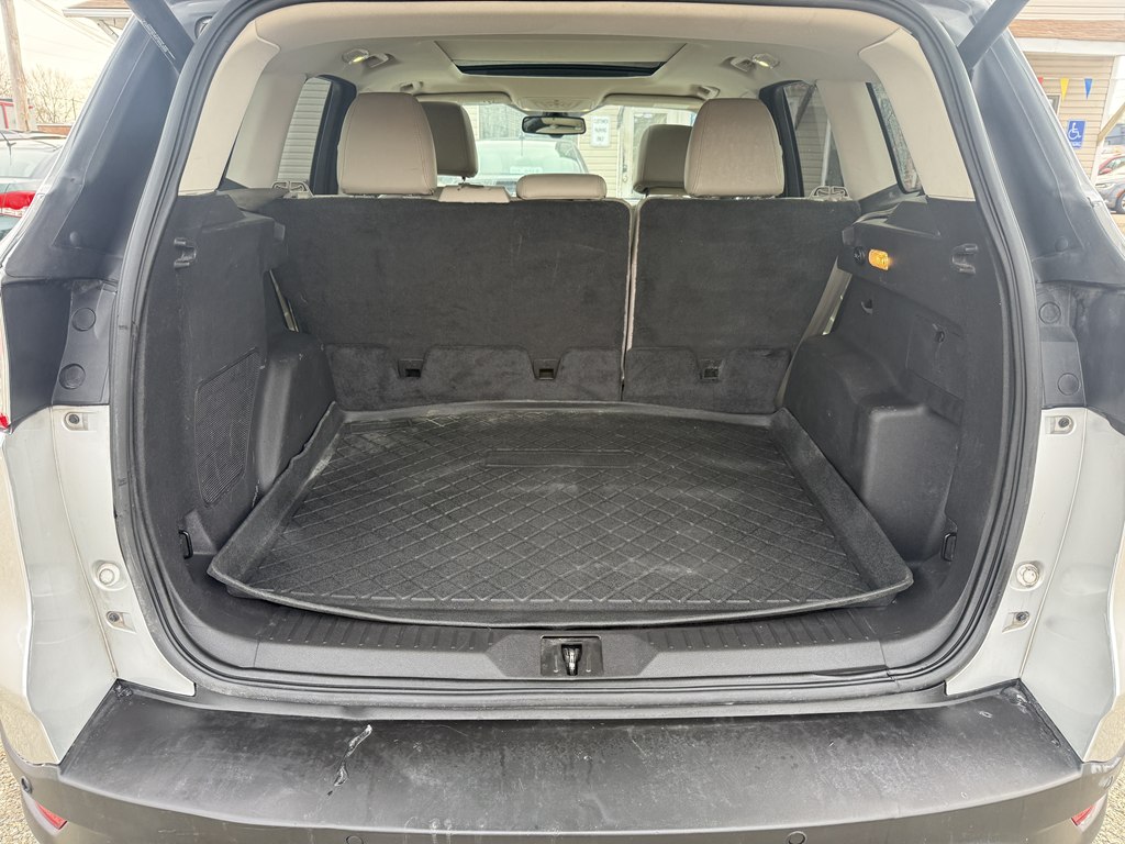 Photo 22 of this FORD ESCAPE